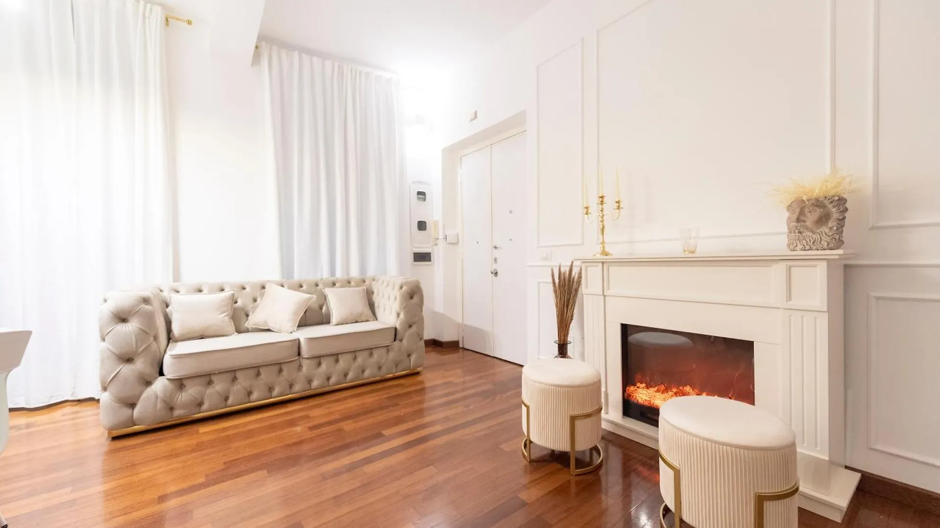 Trevi Fountain Superior Suites Rome