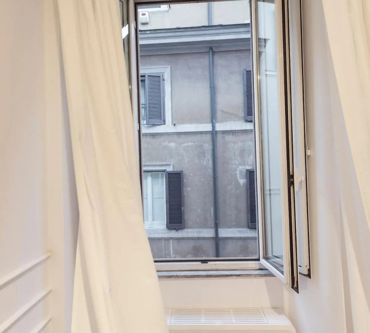 Trevi Fountain Superior Suites Rome 0*,  Italy
