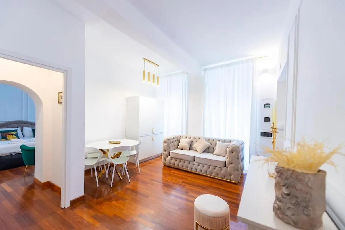 Apartment Trevi Fountain Superior Suites Rome Italy