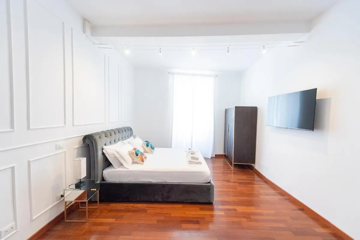 Trevi Fountain Superior Suites Rome Apartment